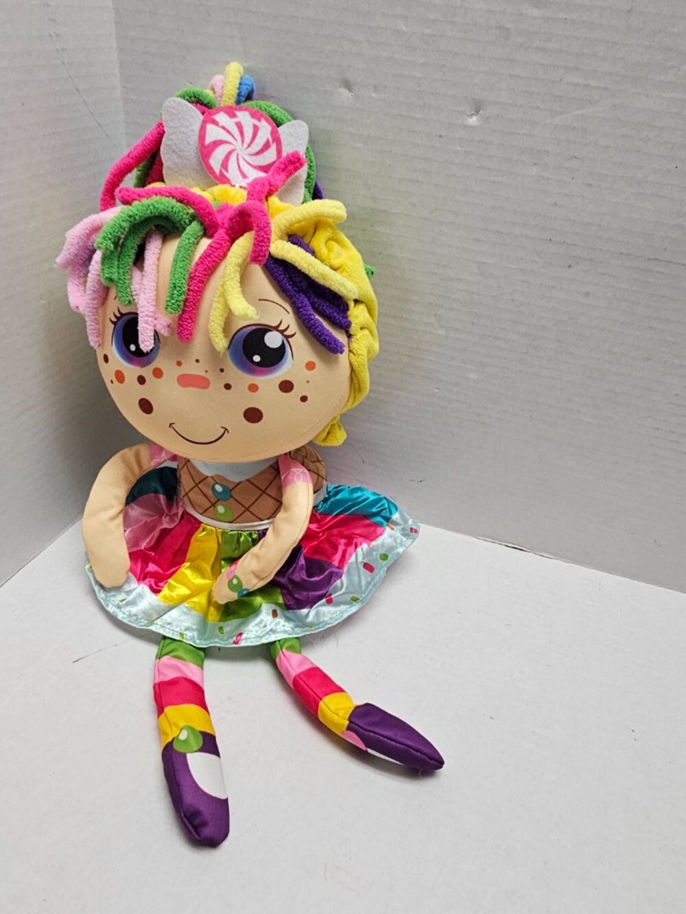 2 in 1 Plush Soft Flip to Larger Doll Zee Girls Zandy Colorful Jay Play Flipzzee